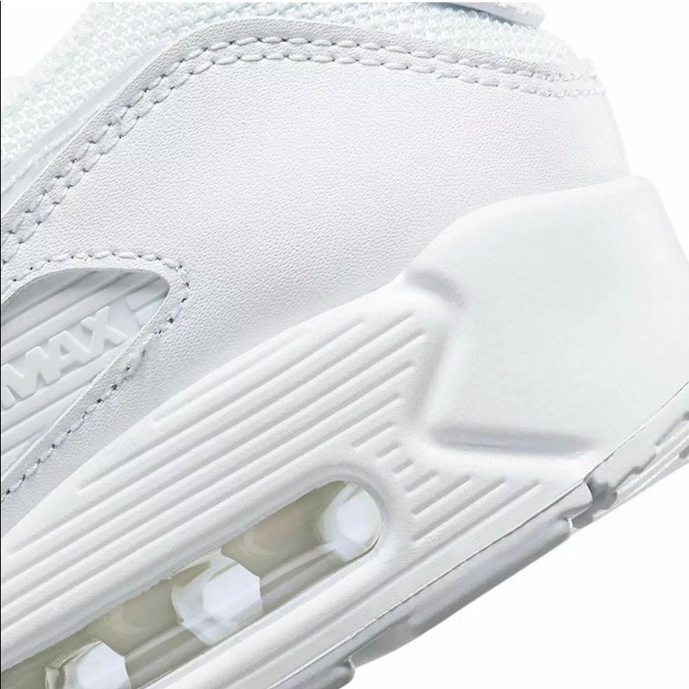 Nike Air Max 90 Twist Triple White Shoes CV8110 - Picture 4 of 9